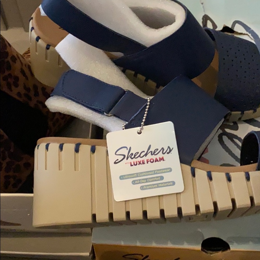 Skechers flex form sandals